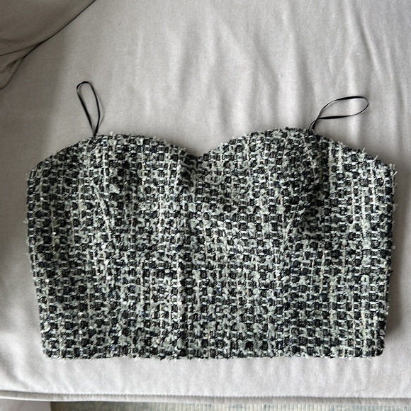 3-piece set (bandeau top, cropped blazer & skirt) - Picture 13 of 14